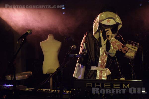 CASCADEUR - 2008-02-05 - PARIS - Glaz Art - 
